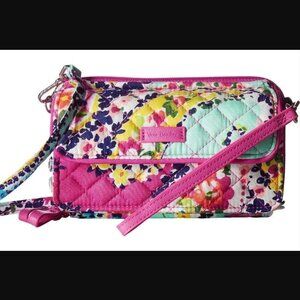 Vera Bradley RFID Wallet Floral Quilted Pouch in Wildflower Paisley